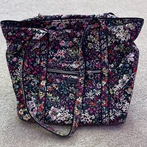 RETIRED RARE Vera Bradley Itsy Ditsy Floral Pattern